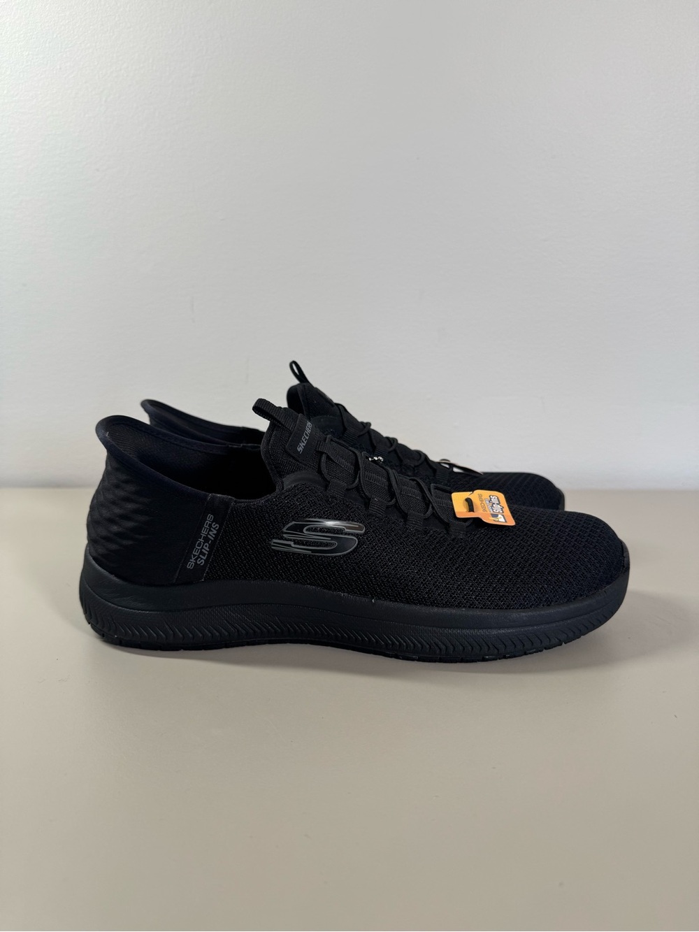 Skechers NWT Black Hands Free Slip-ins Air Cooled Memory Foam Sneakers 9